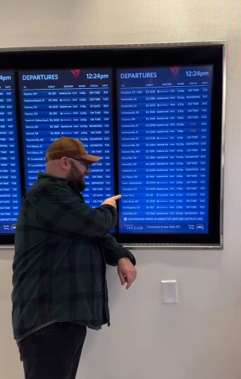 Delta Sky Club guests have the opportunity to support food service workers by scanning the QR code displayed in the Sky Club located on Concourse B.